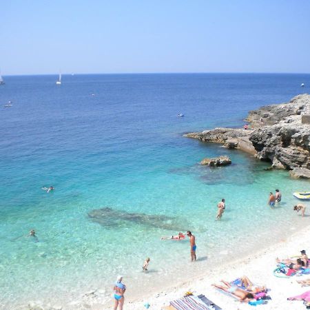 Apartman Adriatic Pula Exterior photo