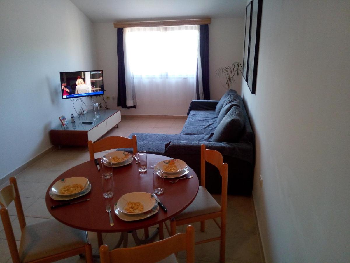 Apartman Adriatic Pula Exterior photo