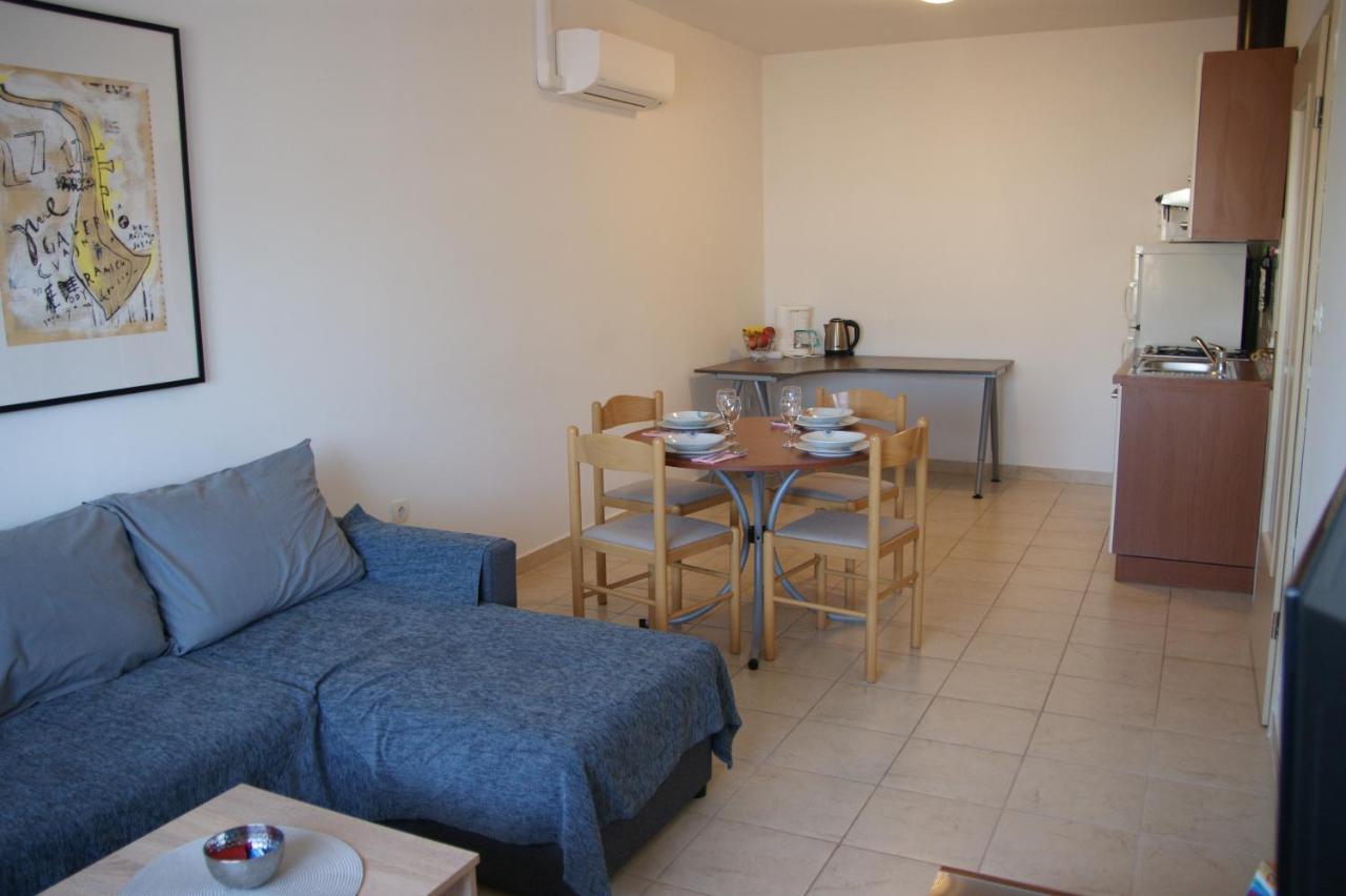 Apartman Adriatic Pula Exterior photo