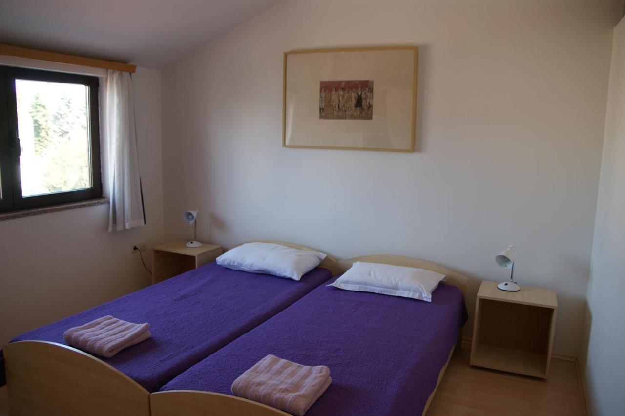 Apartman Adriatic Pula Exterior photo