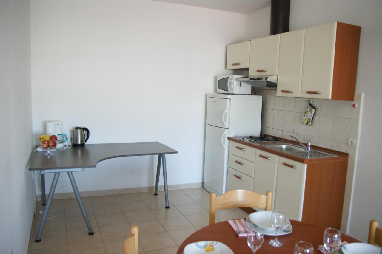Apartman Adriatic Pula Exterior photo